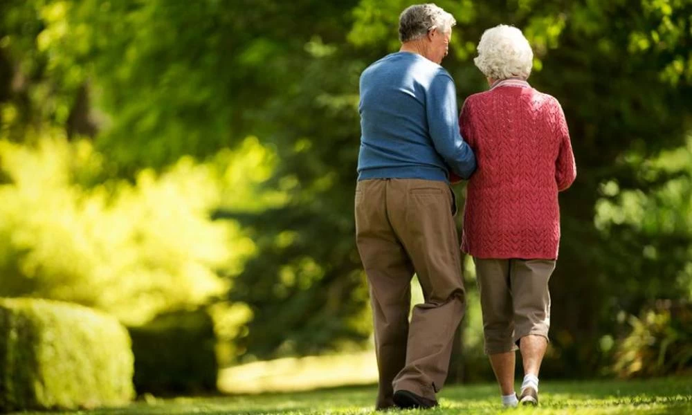 Πιο νεανικός εγκέφαλος για τους ηλικιωμένους που είναι σωματικά δραστήριοι